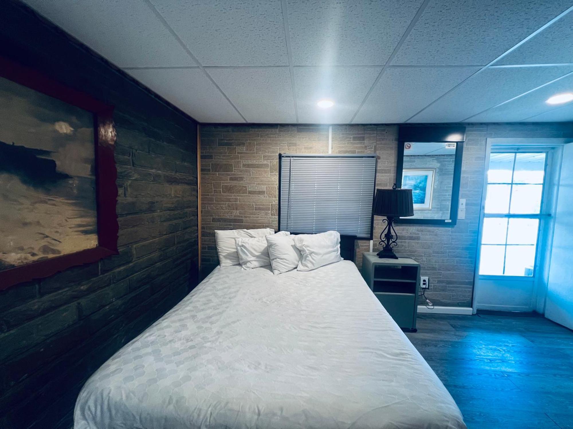 Falls Motel Niagara Falls Eksteriør billede