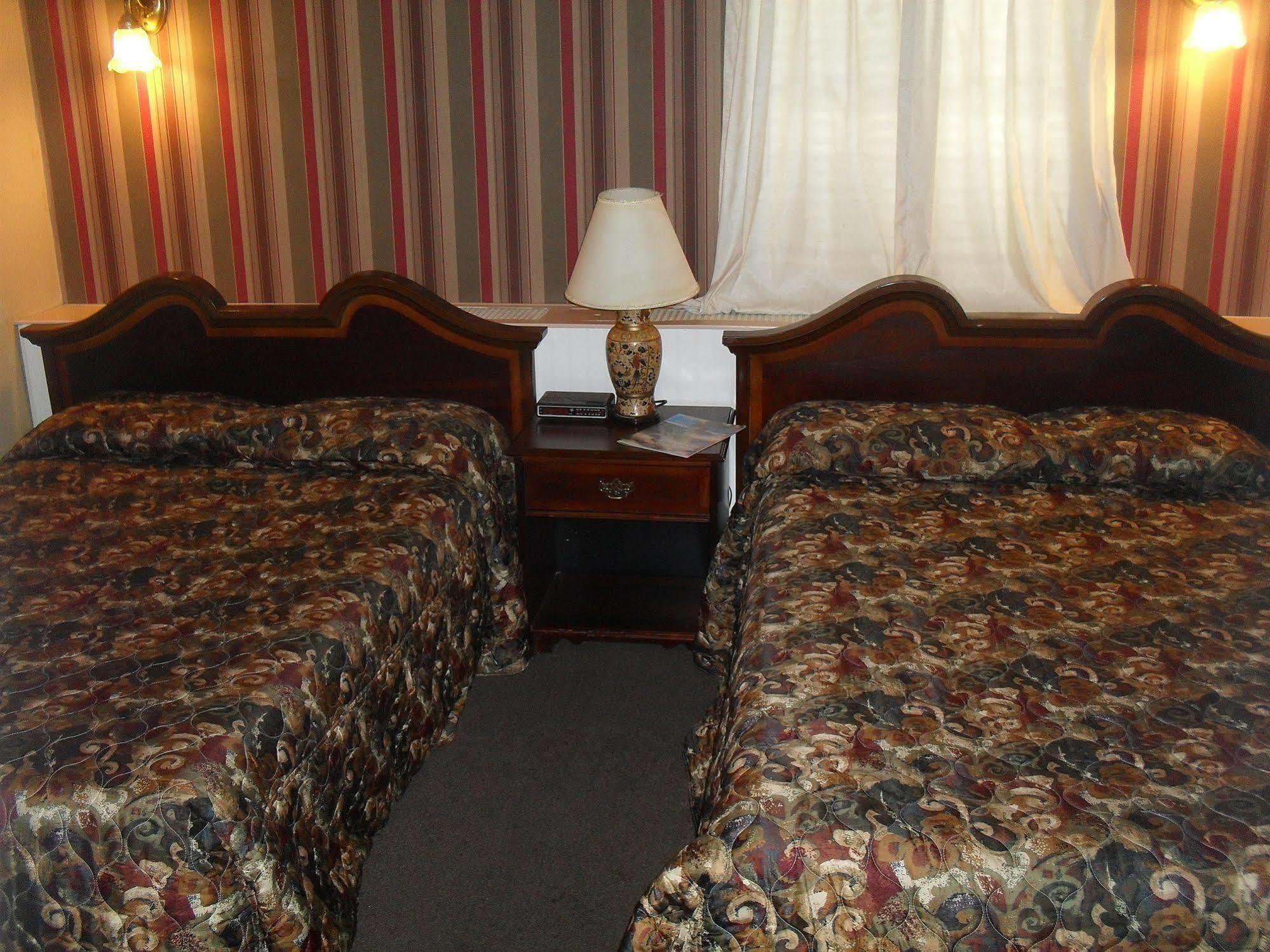 Falls Motel Niagara Falls Eksteriør billede