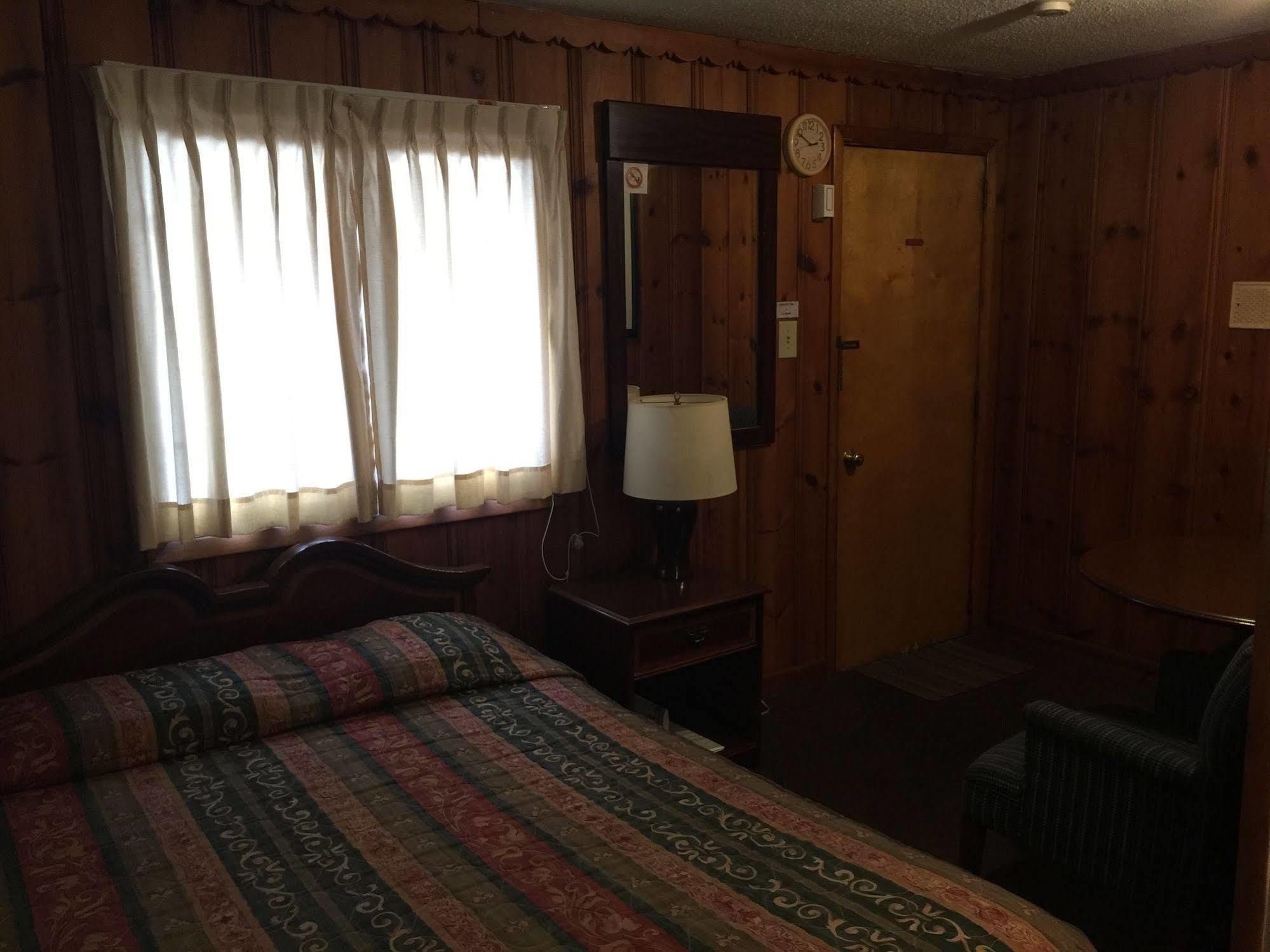 Falls Motel Niagara Falls Eksteriør billede