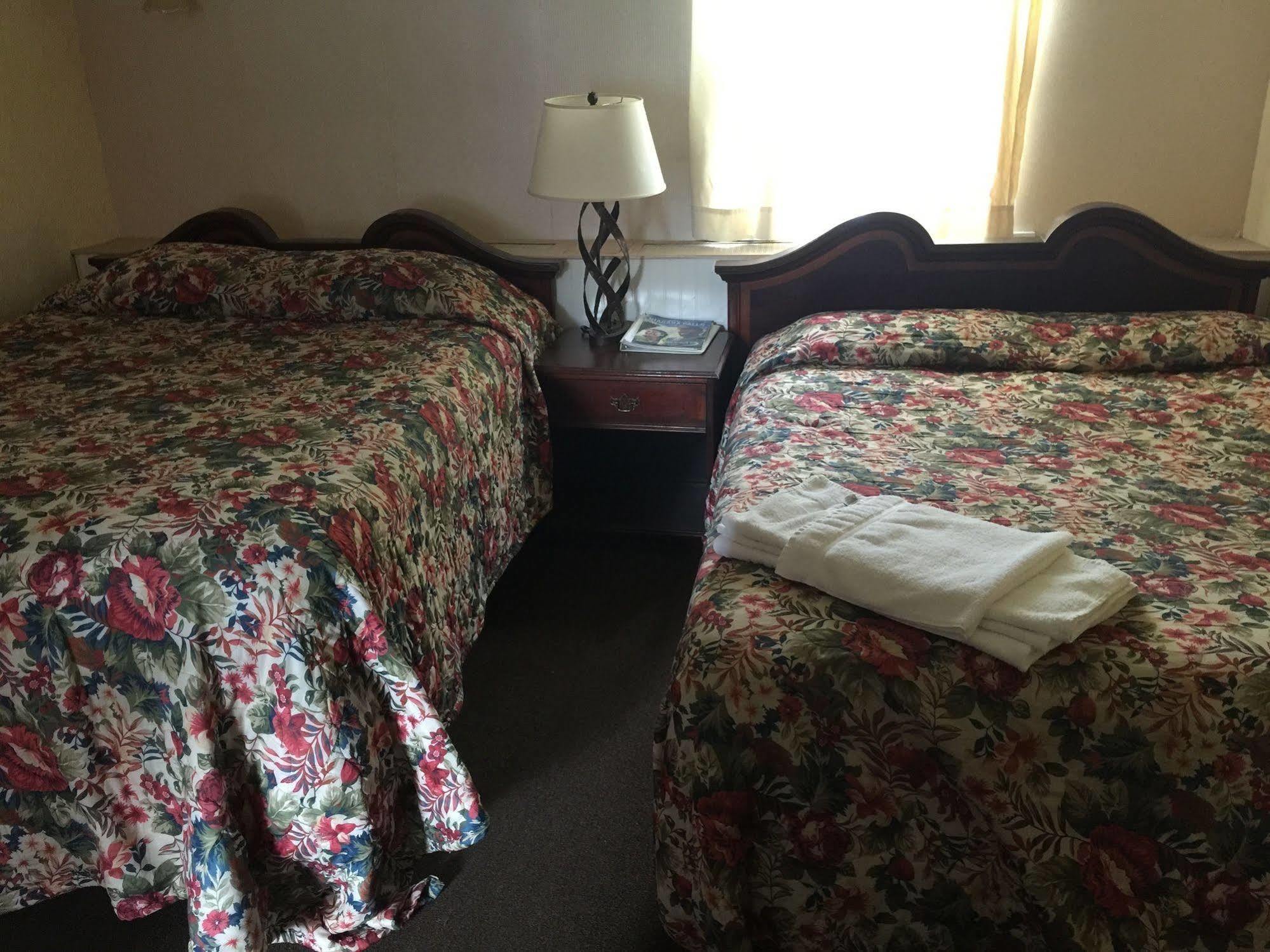 Falls Motel Niagara Falls Eksteriør billede